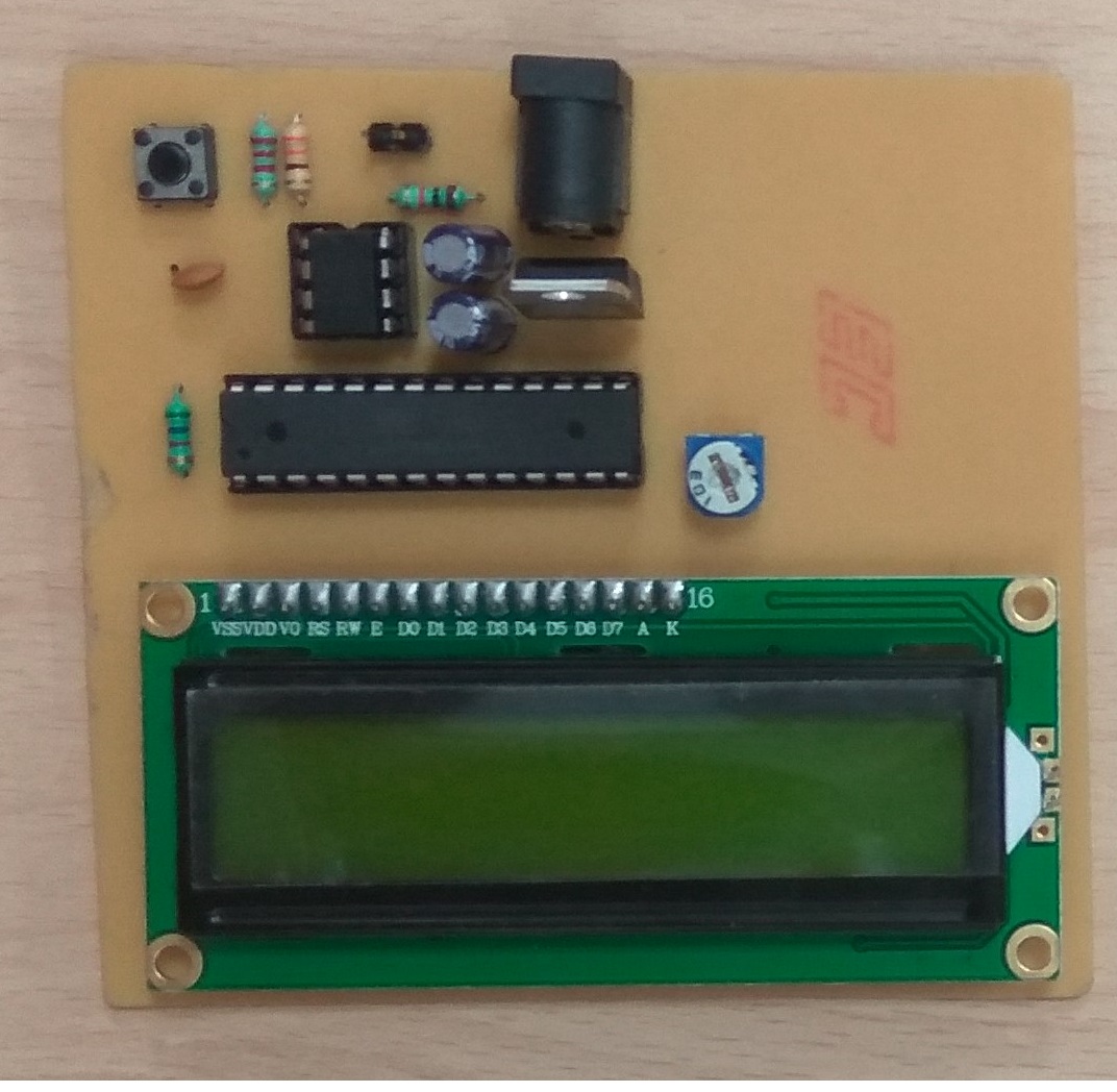 Force measurement board with ATmega8 microcontroller, LM358N op-amp, and 16×2 LCD display